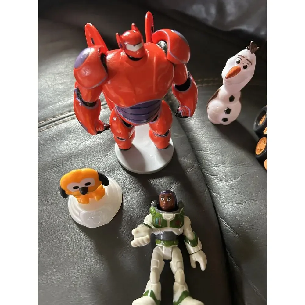Multiple Disney Characters - Picture 2 of 4